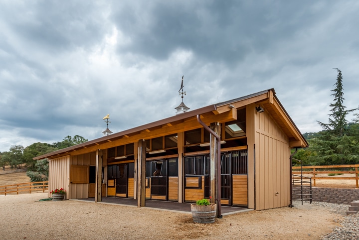 Pendleton Barn Kit - Shed Row Horse Barn Kit - DC Structures