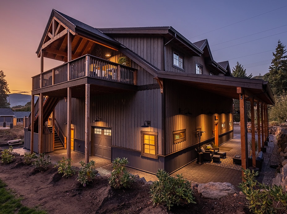 White Salmon Barn Home