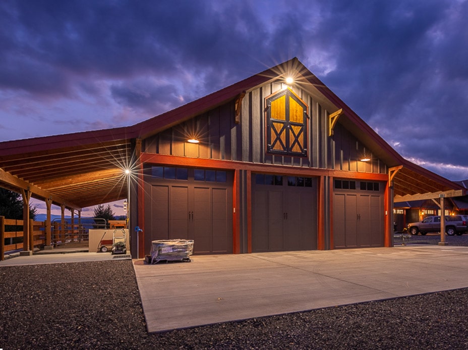 Hood River Barn & Garage