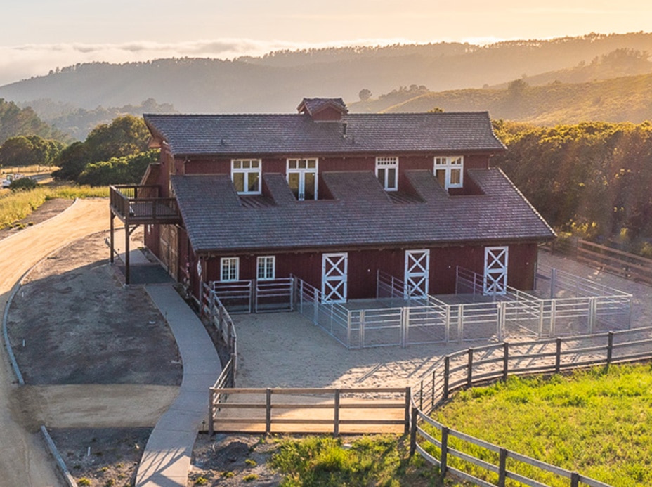 Teháma Main Horse Barn