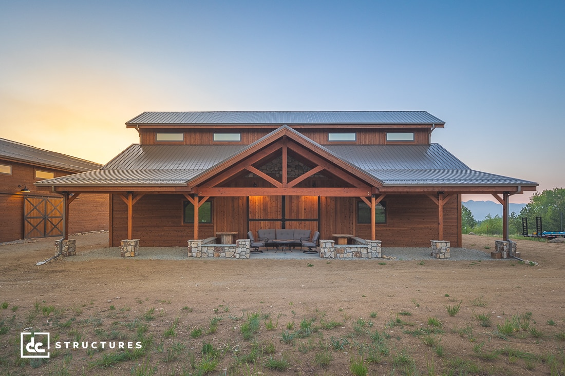 Buena Vista Horse Barn