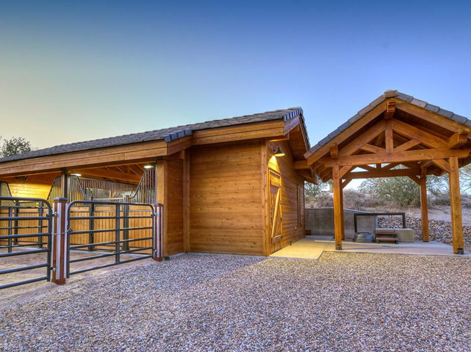 Arizona Pendleton Horse Barn